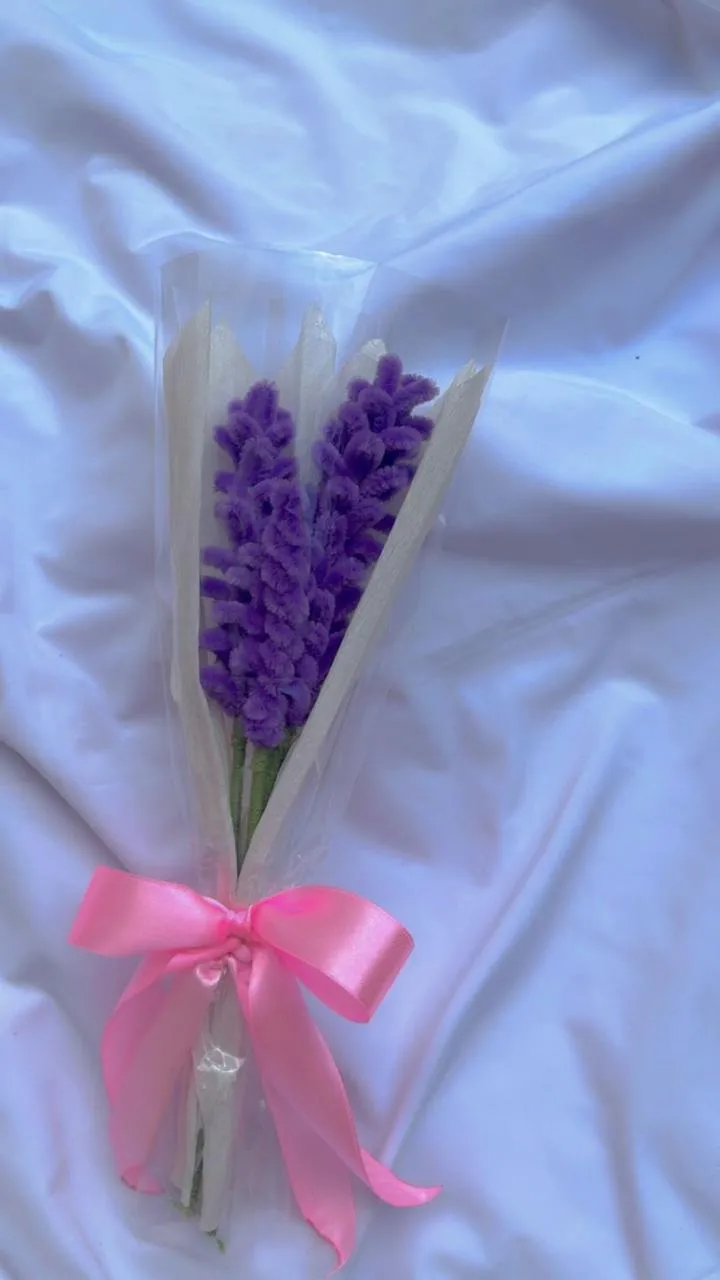 Handmade Purple Lavender Bouquet - Pipe Cleaner Gift Set